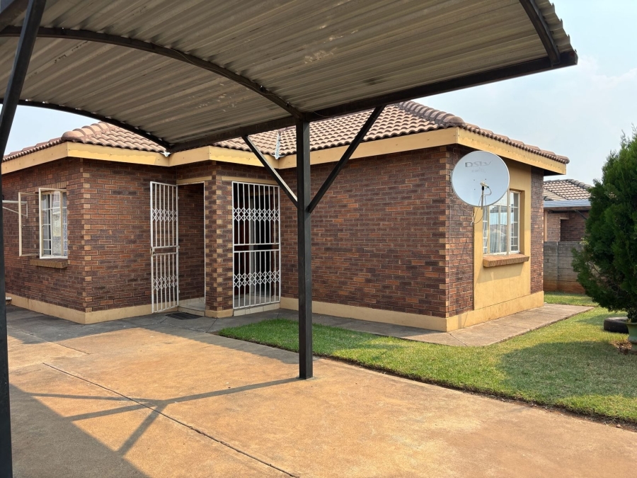 3 Bedroom Property for Sale in Mogwase North West